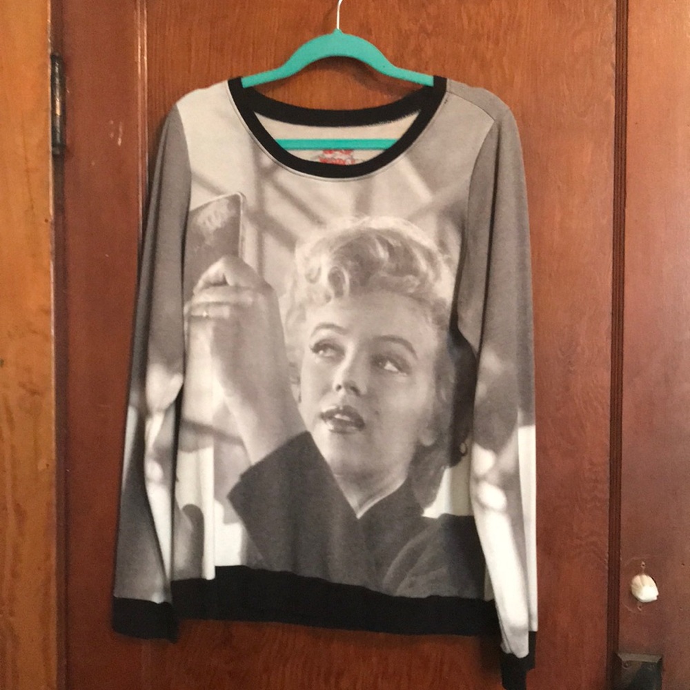 Marilyn Monroe sweatshirt